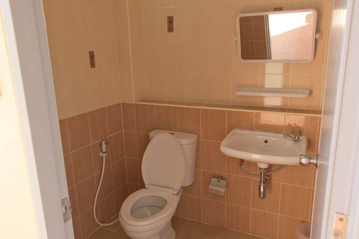Room 45 of 113
