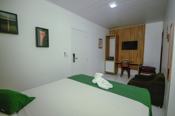 Room 20 of 29