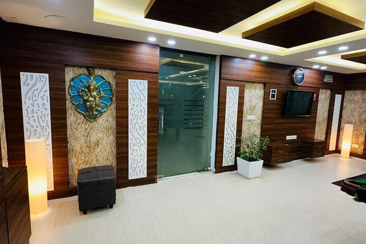 Hotel Interior 9 of 36