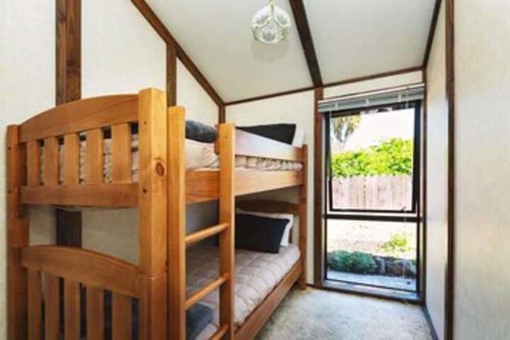 Room 2 of 20