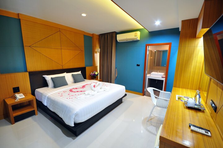 Room 12 of 43