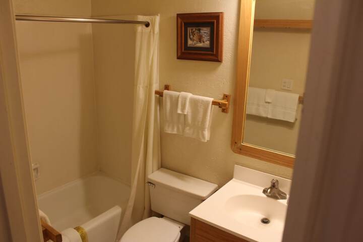 Room 26 of 48