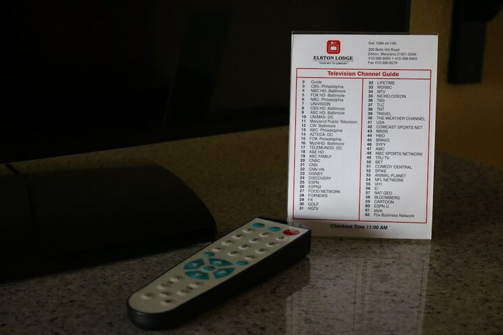 Room 6 of 24