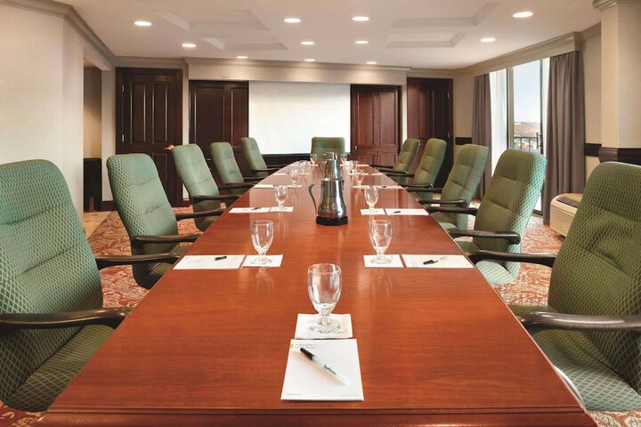 Meeting facility