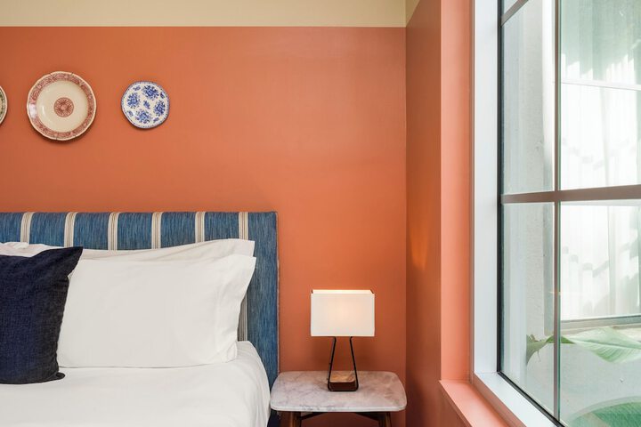 Room 11 of 46