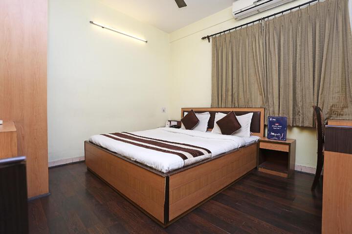 Room 3 of 5