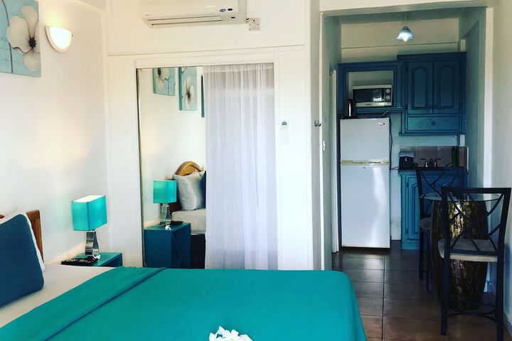 Room 10 of 52
