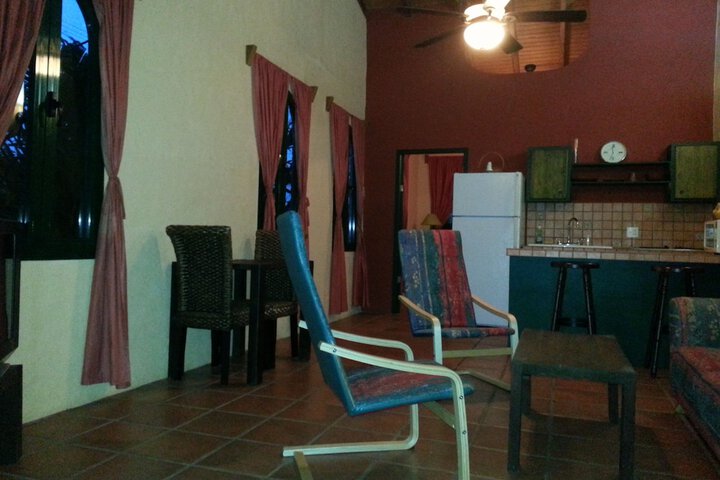 Room 4 of 37