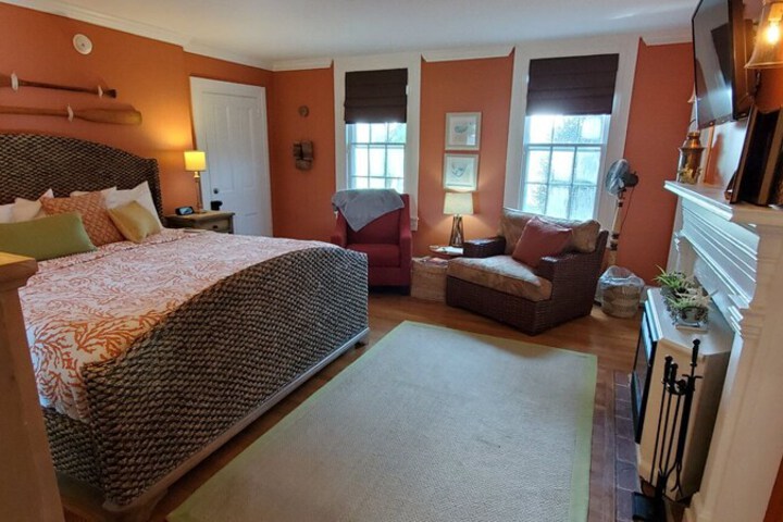 Room 16 of 22