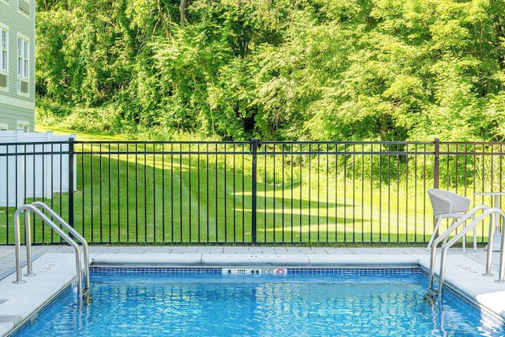 Pool 35 of 100
