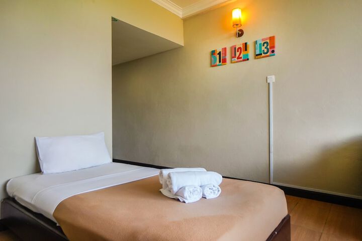 Room 9 of 45