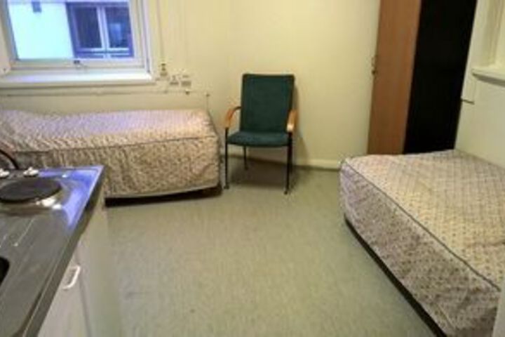 Room 12 of 14