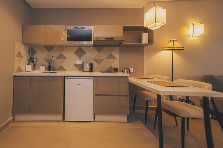 Room 5 of 43
