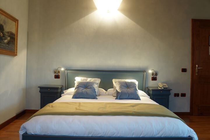 Room 6 of 29