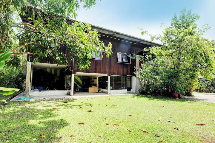 OYO HOME 90800 Rumah Pangi Homestay