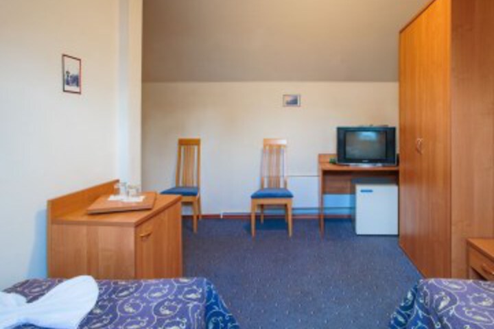 Room 28 of 111