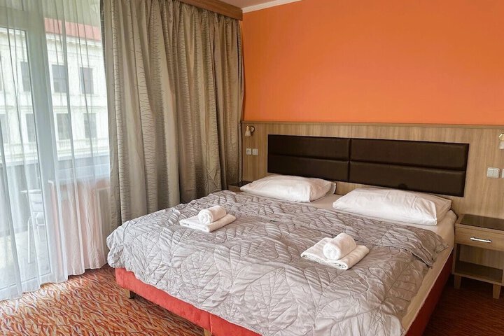 Room 18 of 43