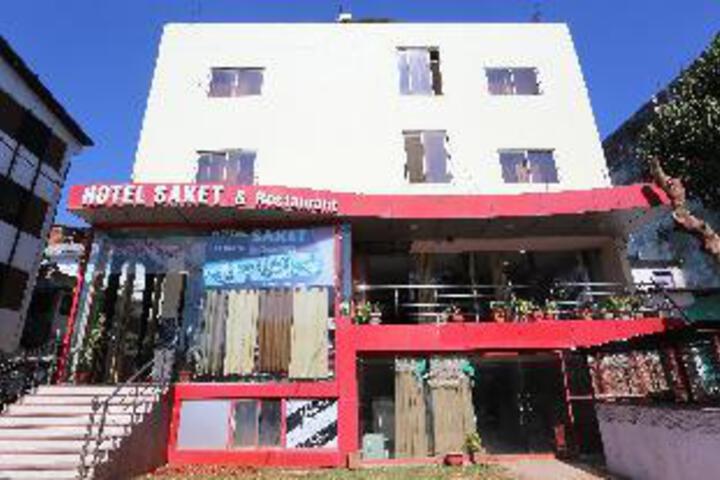 OYO 7828 Hotel Saket