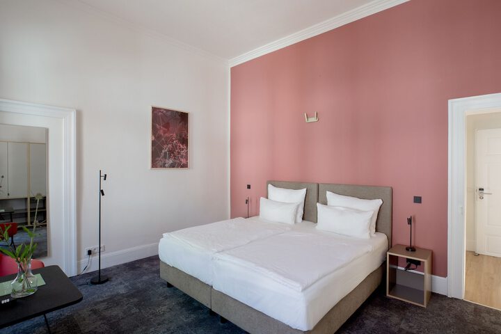 Room 41 of 70