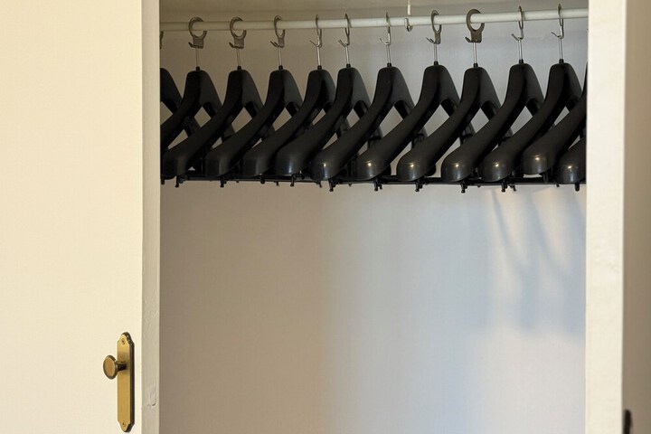 Room 3 of 47