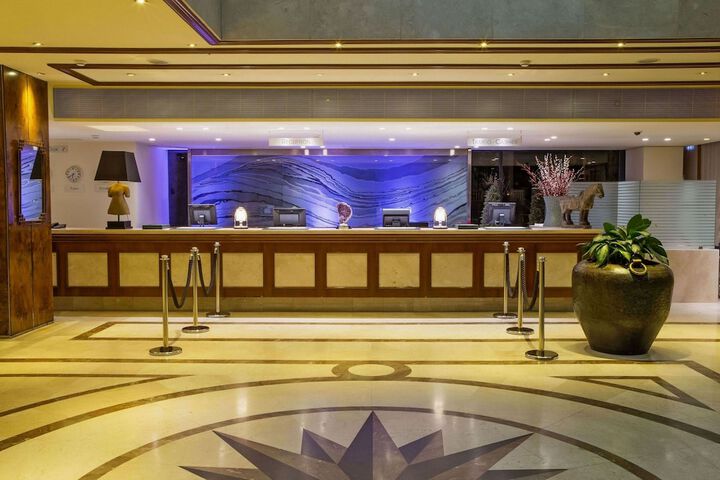 Hotel Lobby