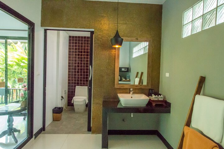 Room 15 of 41
