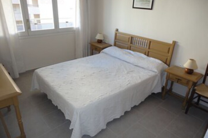 Room 8 of 8
