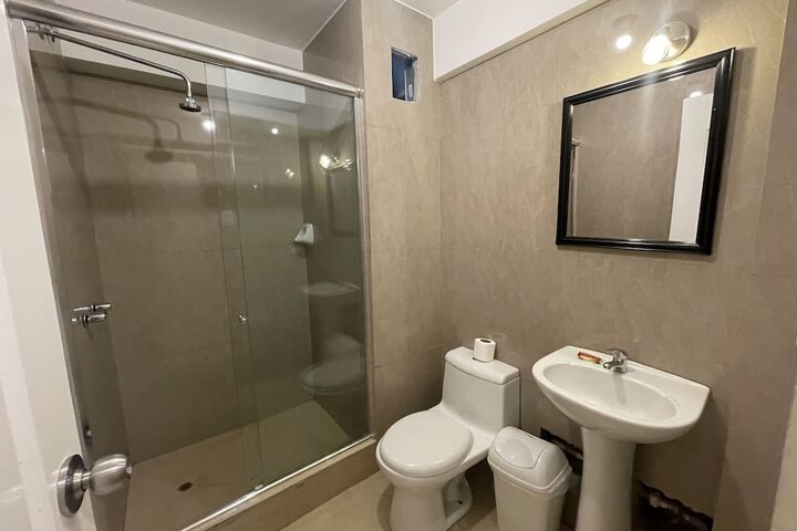 Room 5 of 5