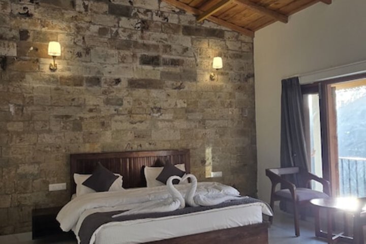 Room 8 of 29