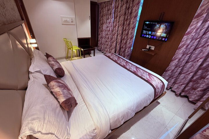 Room 29 of 64