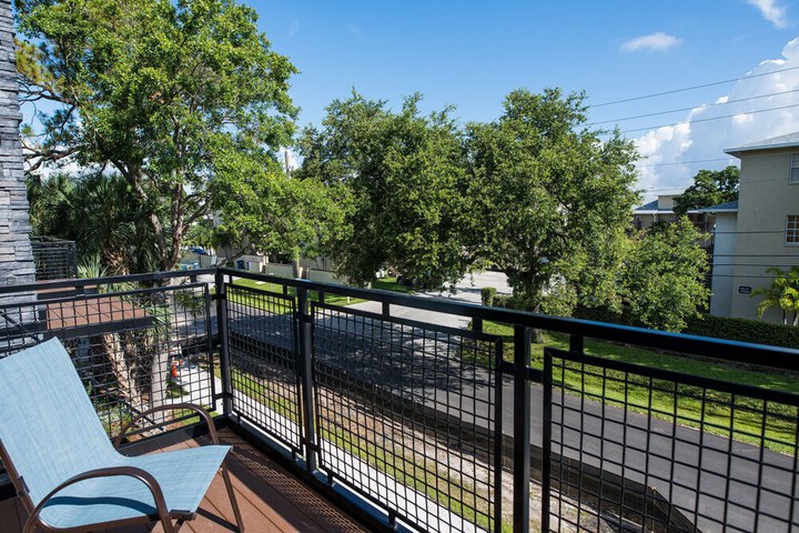 Terrace/Patio 28 of 42