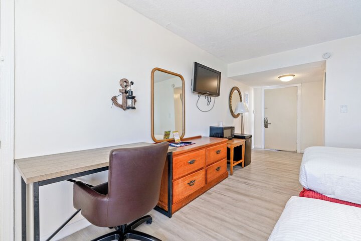 Double Room Balcony (10 of 13)