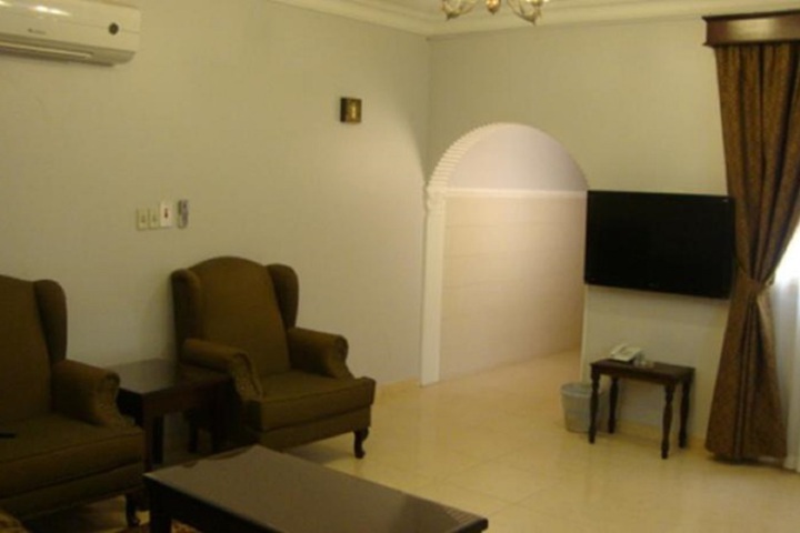 Room 4 of 10