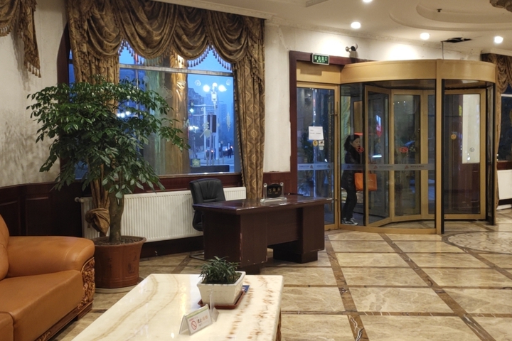 Hotel Interior 6 of 15