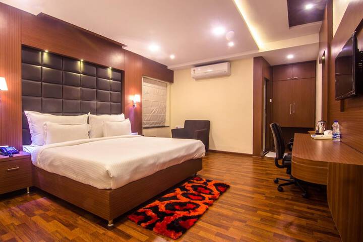 Room 10 of 161