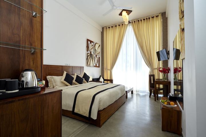 Room 8 of 53