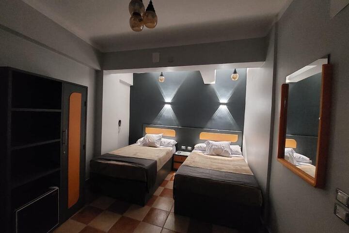 Room 12 of 23