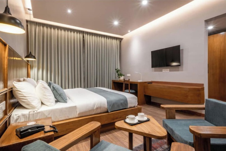 Room 7 of 35