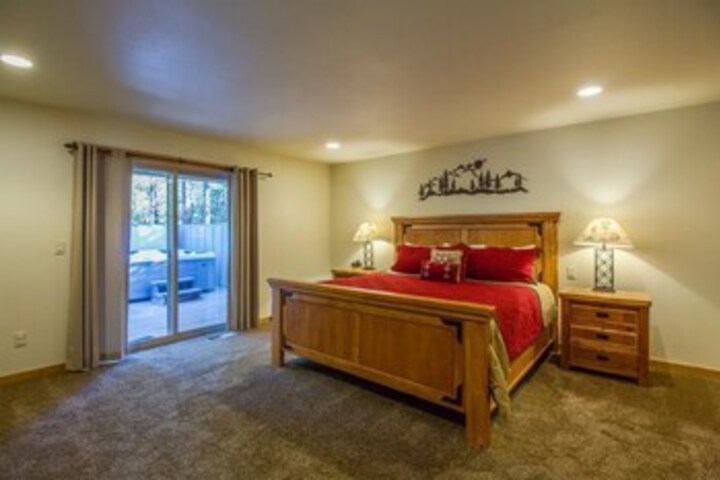 Room 35 of 43