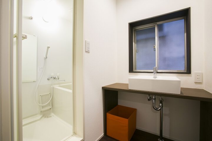 Clean Restrooms