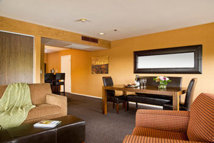 Suite Photo