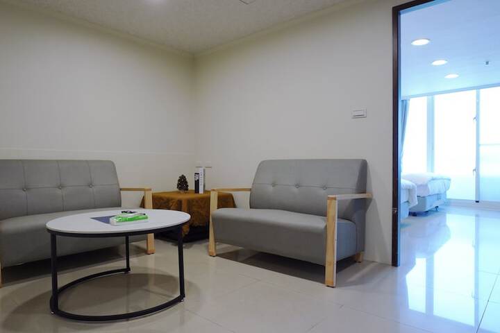 Room 20 of 73