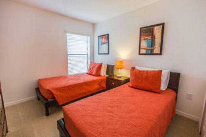 Room 36 of 105