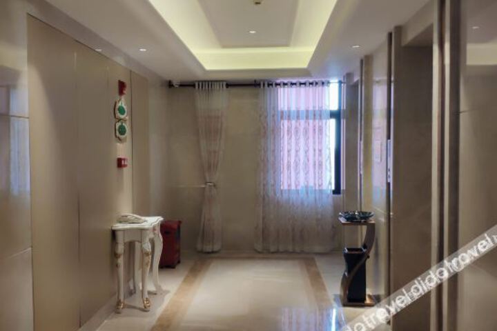 Hotel Interior 8 of 17