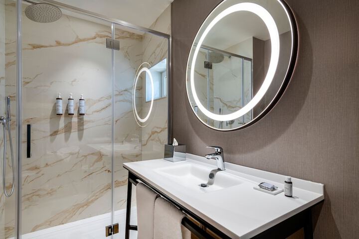 Bathroom Interior Photo