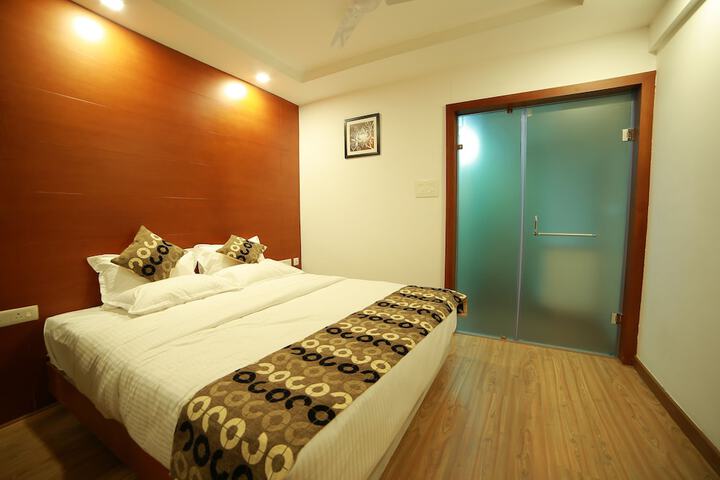 Room 12 of 49