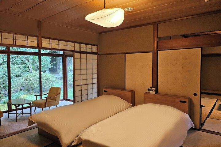 Room 16 of 147