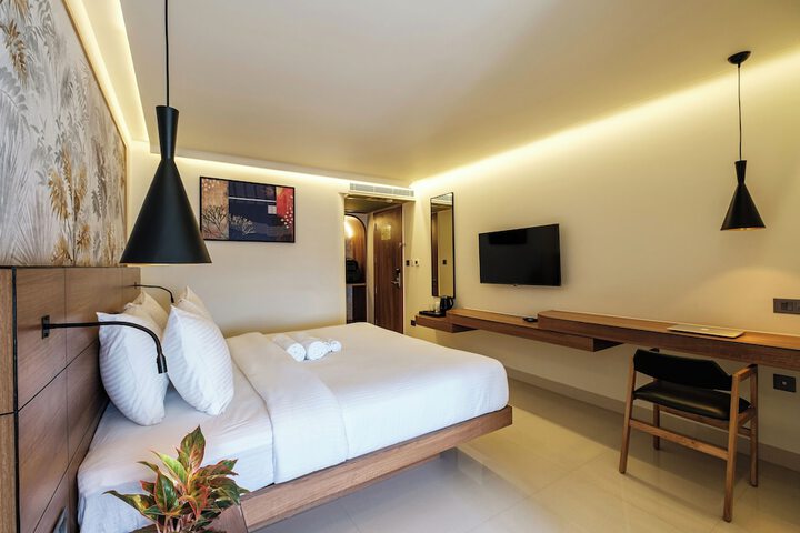 Room 42 of 141