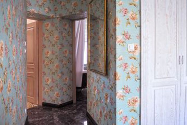 Room 111 of 313