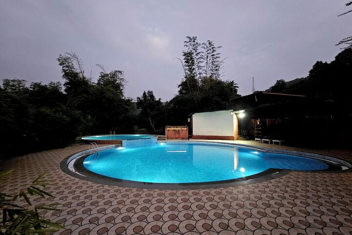 Pool 31 of 52